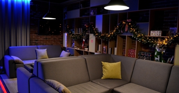 LOFT LOUNGE BAR