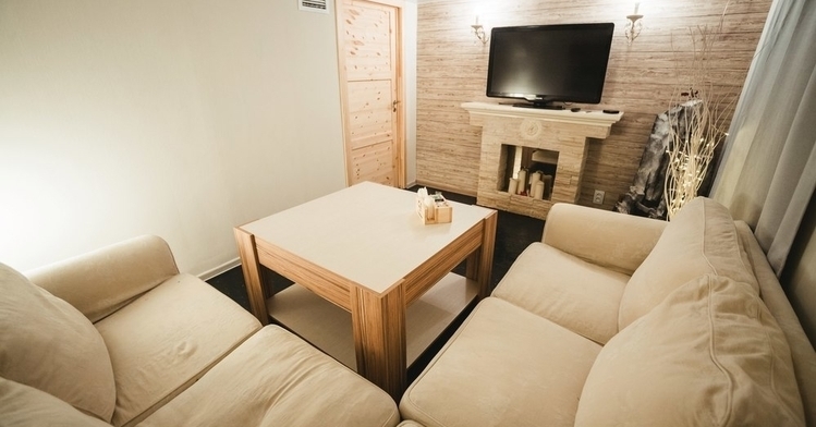 Daisy Lounge