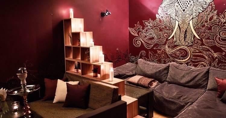 Cherry Lounge