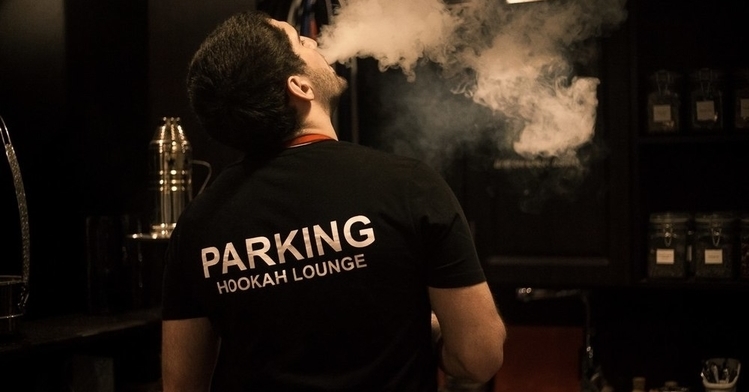 Parking lounge