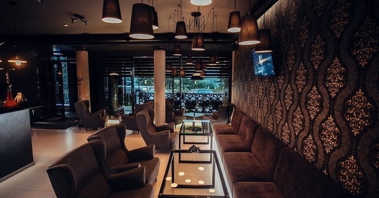 MASLO lounge bar