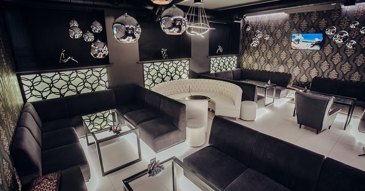 MASLO lounge bar
